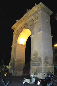 Porta monumentale